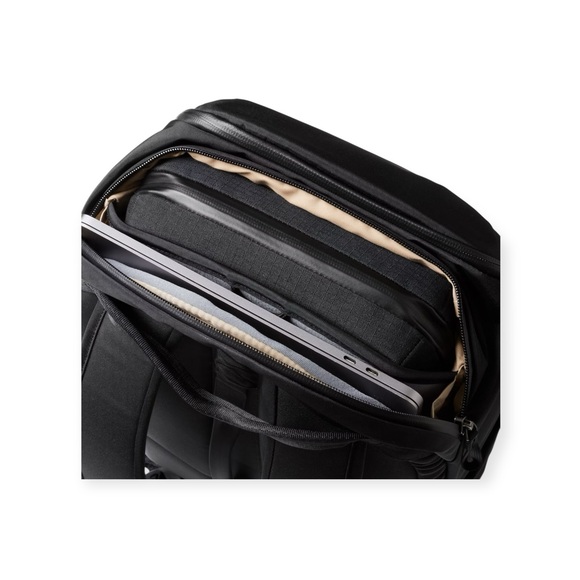 new Bellroy ✪ Transit Workpack Commuter Backpack Laptop Travel Bag ✪ Black ✪ 20L - Picture 5 of 16